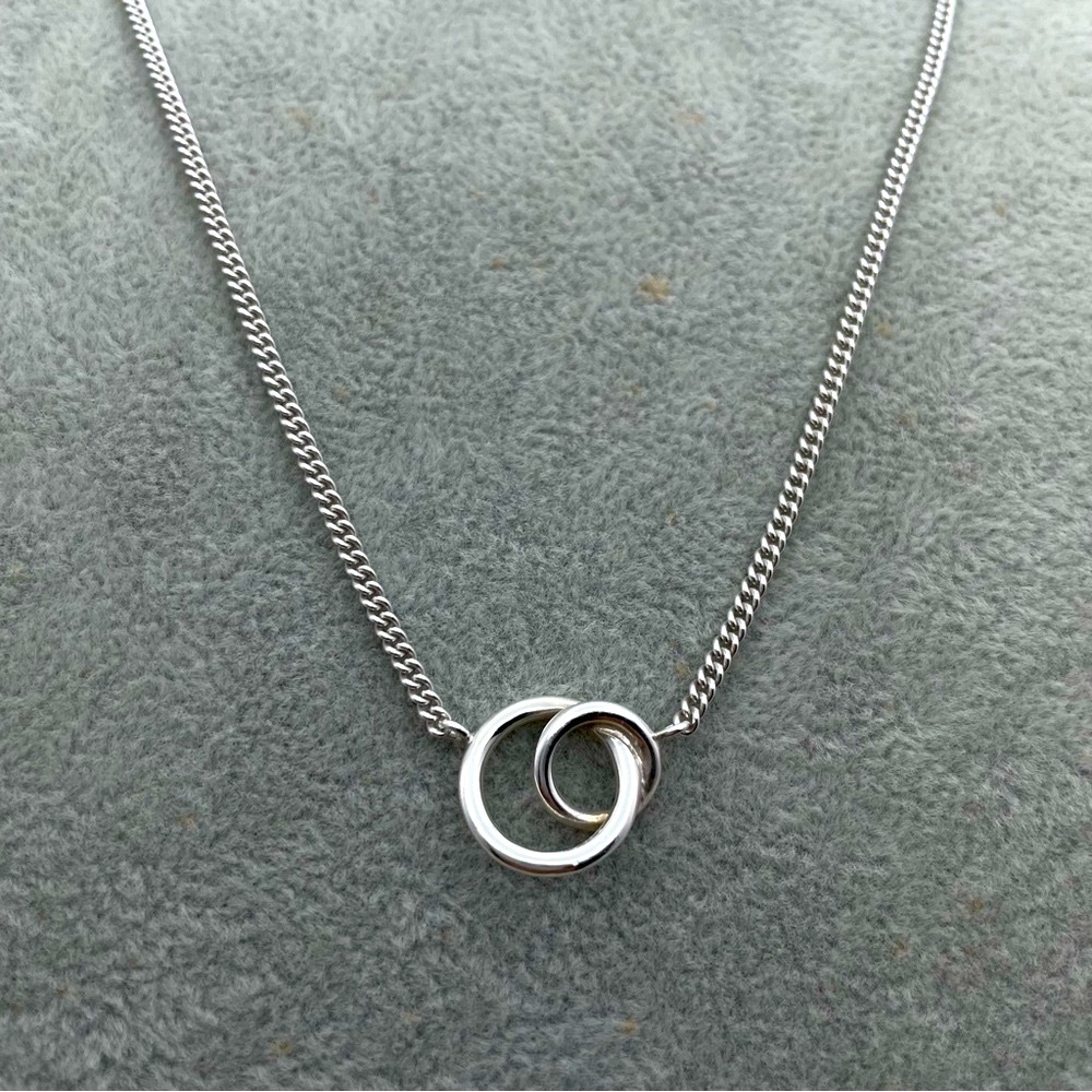 Talbots Sterling Silver Interlocking Rings Necklace – Adjustable 925 Chain